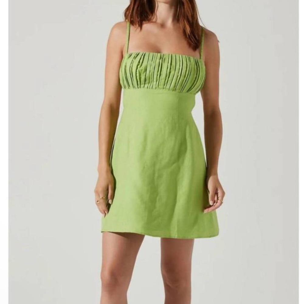 ASTR - Claramae Green Mini Dress